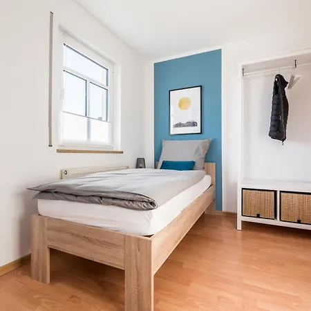 Cozyhomz Bis 5 Personen Mit Stellplatz Dresden
