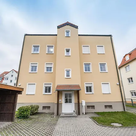 Cozyhomz Bis 5 Personen Mit Stellplatz *