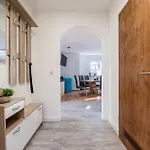 Apartmán Cozyhomz Bis 5 Personen Mit Stellplatz *
